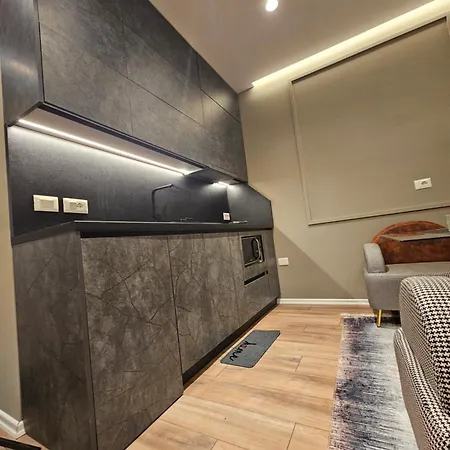 Tirana Apartment *