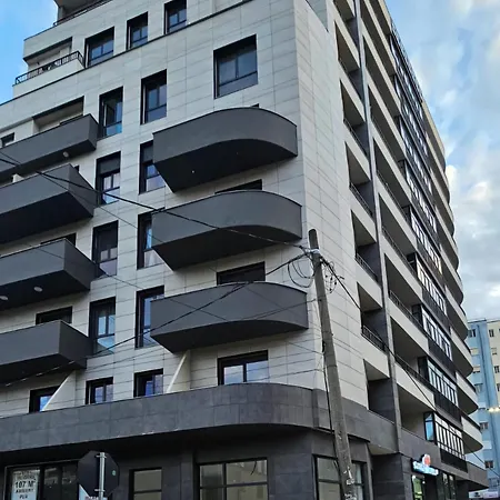 Apartment Tirana *